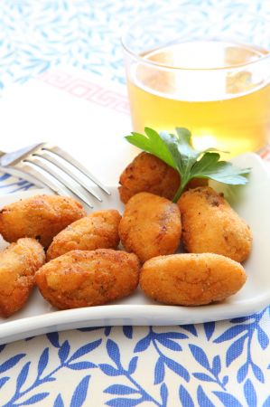 Λουκουμάδες κουνουπιδιού με παρμεζάνα