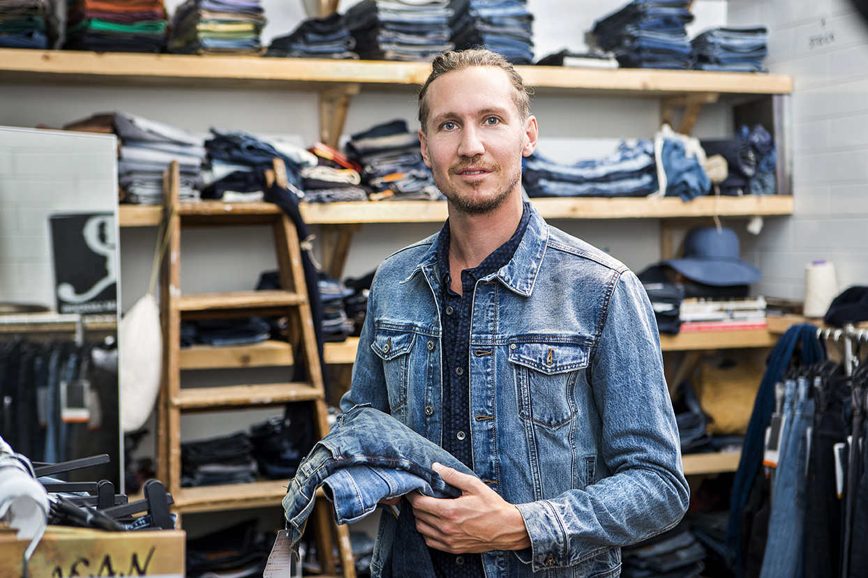 Ρούχα από ανακυκλωμένες υφαντουργικές ίνες λανσάρει η H&M