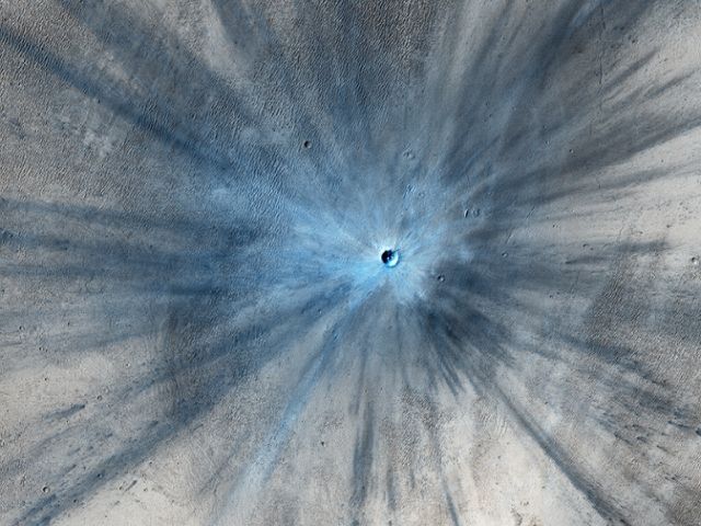 Μυστηριώδης «φρέσκος» κρατήρας στον Αρη