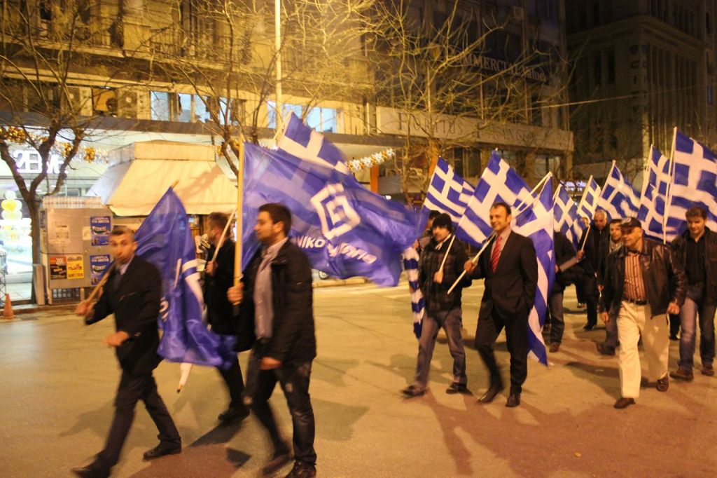 Ακροδεξιοί διεκδικούν την «πελατεία» της Χρυσής Αυγής