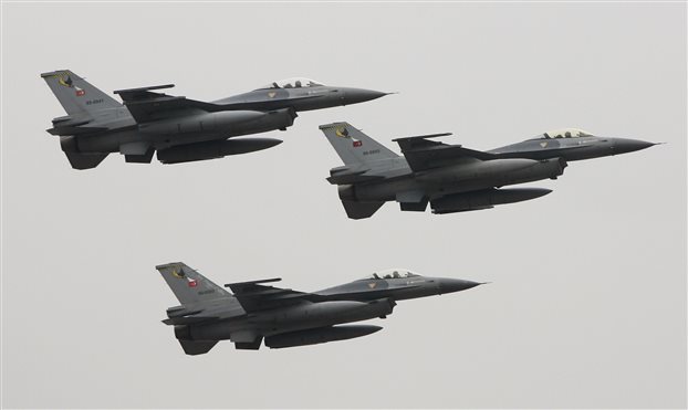 Μικρό αεροπλάνο αγνόησε τουρκικά F-16 στον εναέριο χώρο της Κύπρου