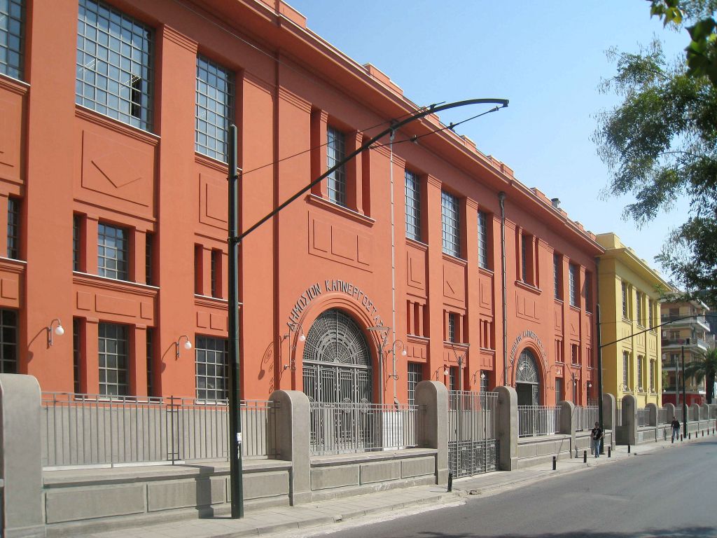 Ανοιχτή η βιβλιοθήκη της Βουλής για τους μαθητές