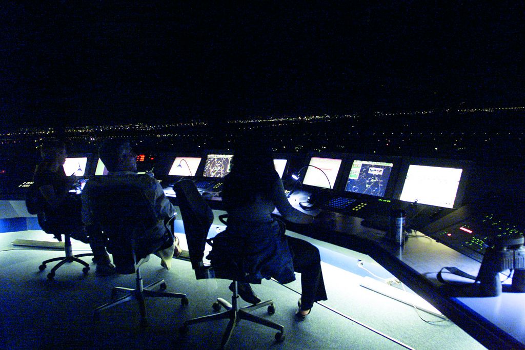 Τι συμβαίνει όταν βρίσκεσαι δέκα χιλιόμετρα πάνω από τη γη