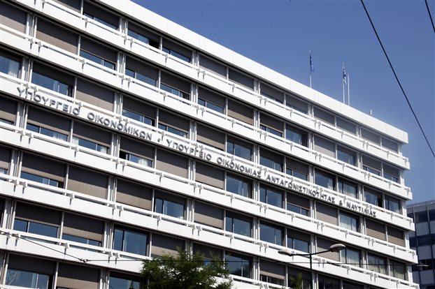 Υπουργείο Οικονομικών: «Δεν έχασε λεφτά το δημόσιο από την Εθνική»