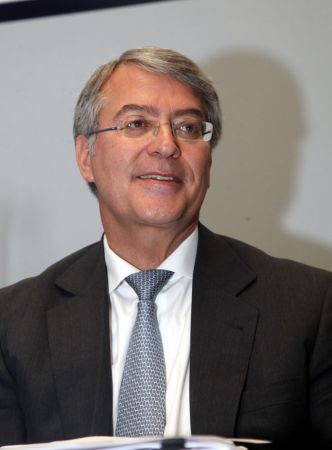 Στο δ.σ. της Τράπεζας Πειραιώς ο Απ. Ταμβακάκης