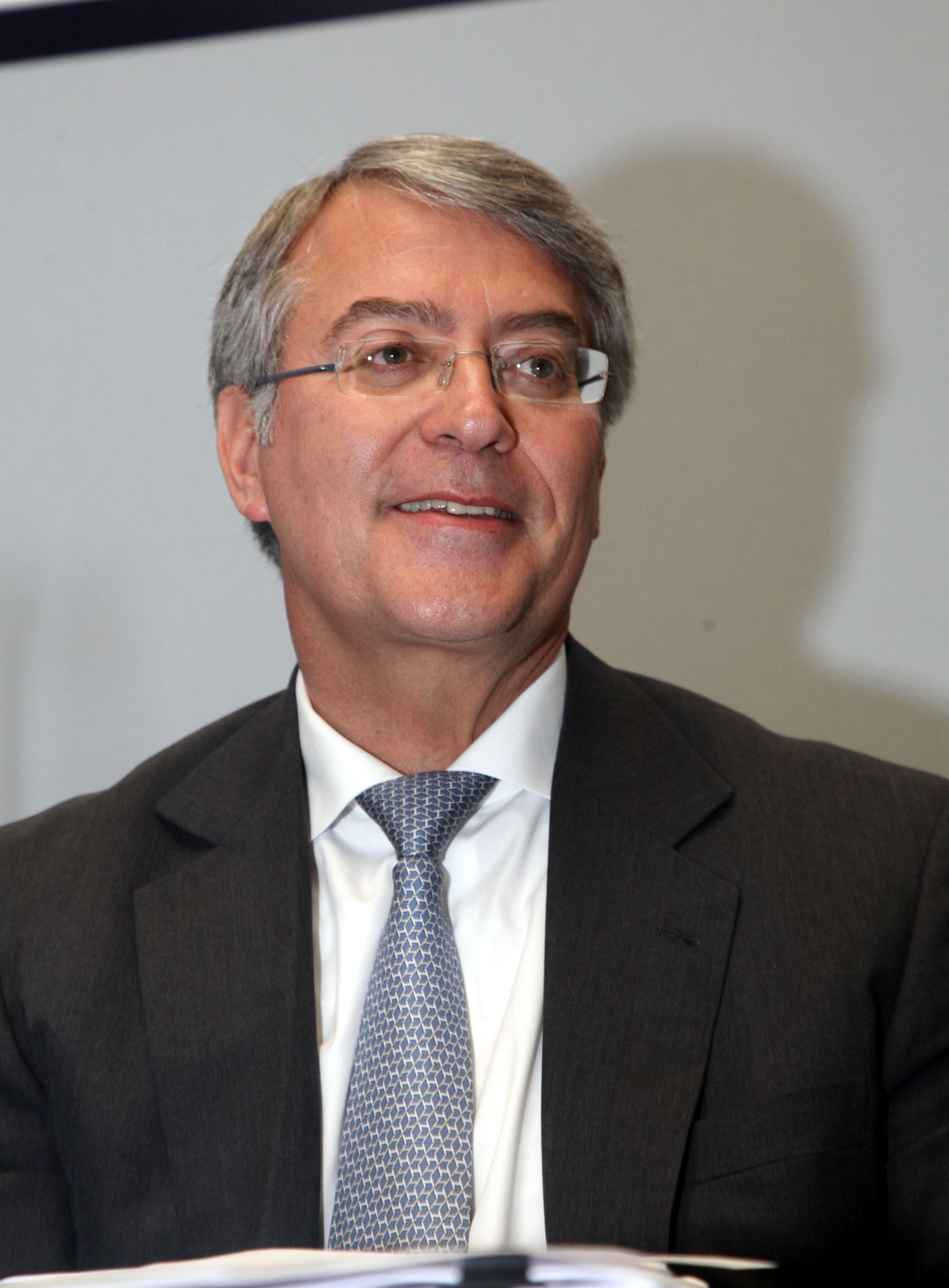 Στο δ.σ. της Τράπεζας Πειραιώς ο Απ. Ταμβακάκης