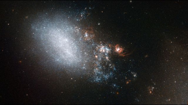 Οταν οι γαλαξίες… φλερτάρουν