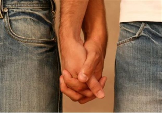 Βρετανία: Χρηματοδότηση θεραπείας για τους γκέι ζητά ευρωβουλευτής