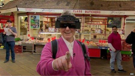 «Έξυπνα» γυαλιά βελτιώνουν την όραση