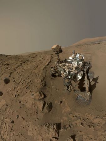 Αρειανά γενέθλια με μια selfie για το Curiosity