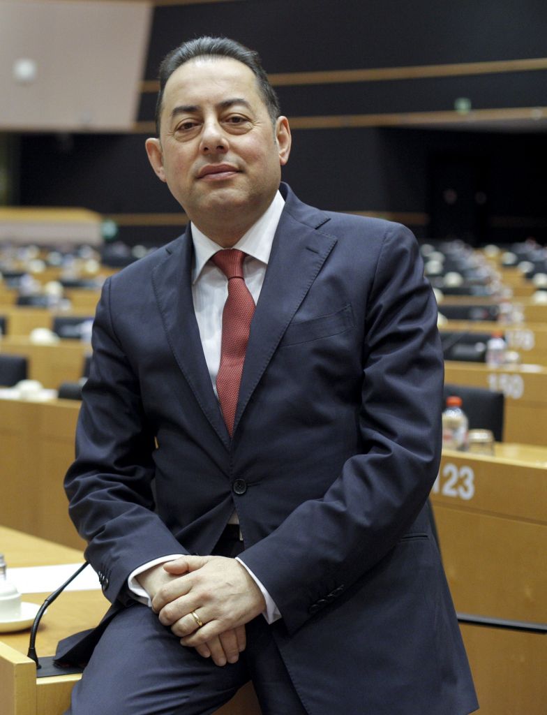 «Σφραγίδα» Σοσιαλιστών στο πρόγραμμα της Κομισιόν