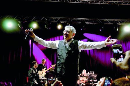 Ζουλφί Λιβανελί: Αριστερά σημαίνει ουμανισμός