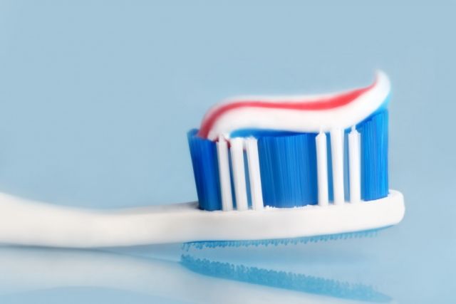 Διαφωνίες οδοντιάτρων για το βούρτσισμα των δοντιών