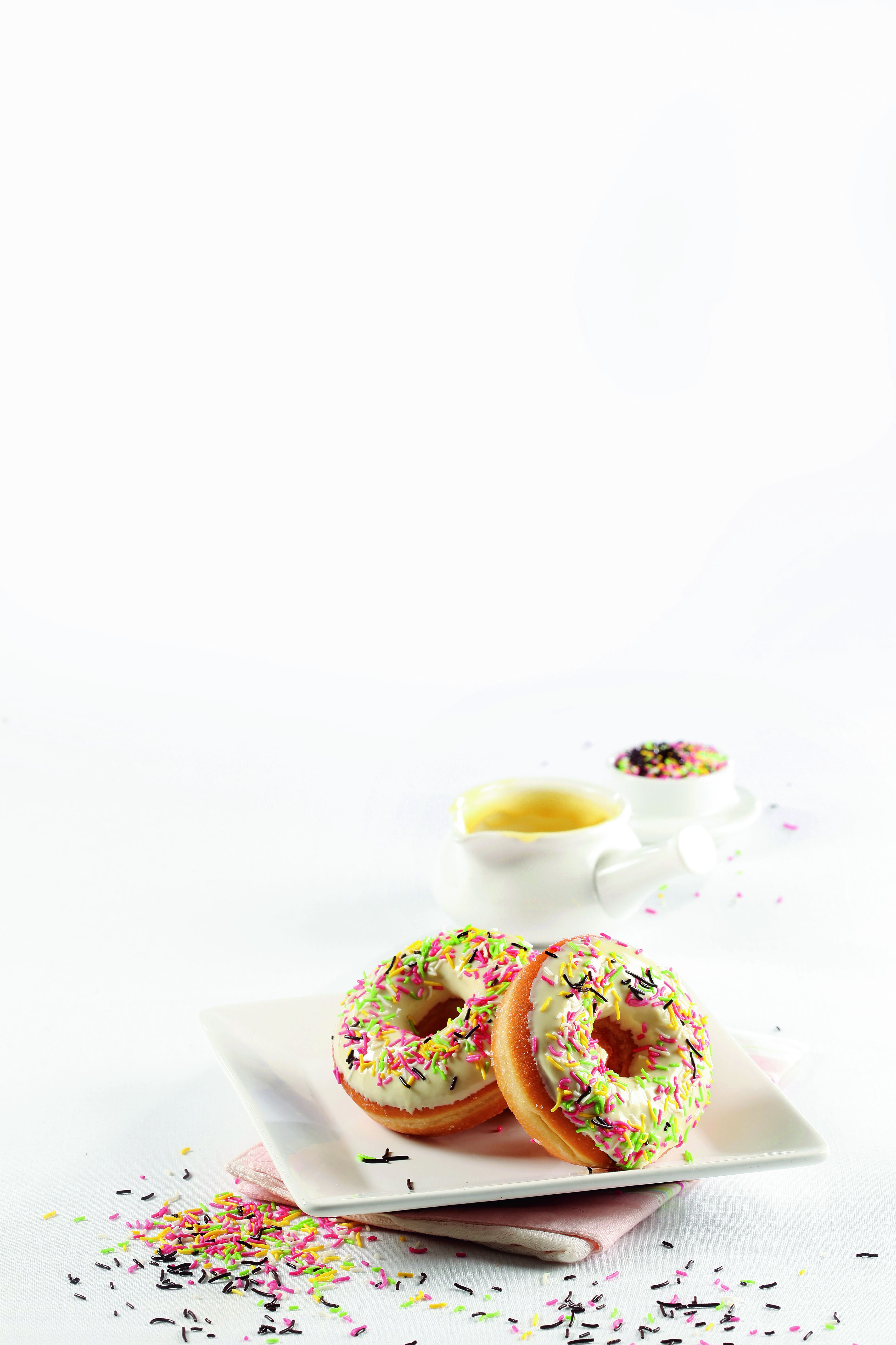 Ντόνατς με γλάσο λευκής σοκολάτας