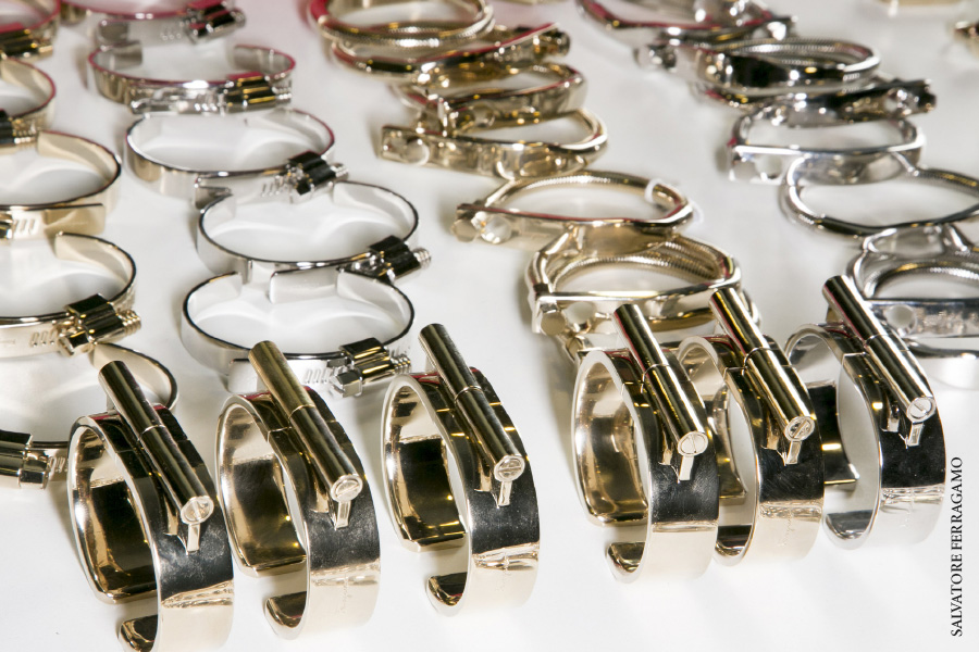 Τα απρόβλεπτα cuffs