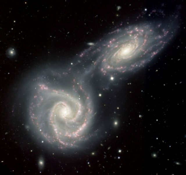 Γιατί οι μεγάλοι γαλαξίες είναι… κανίβαλοι;
