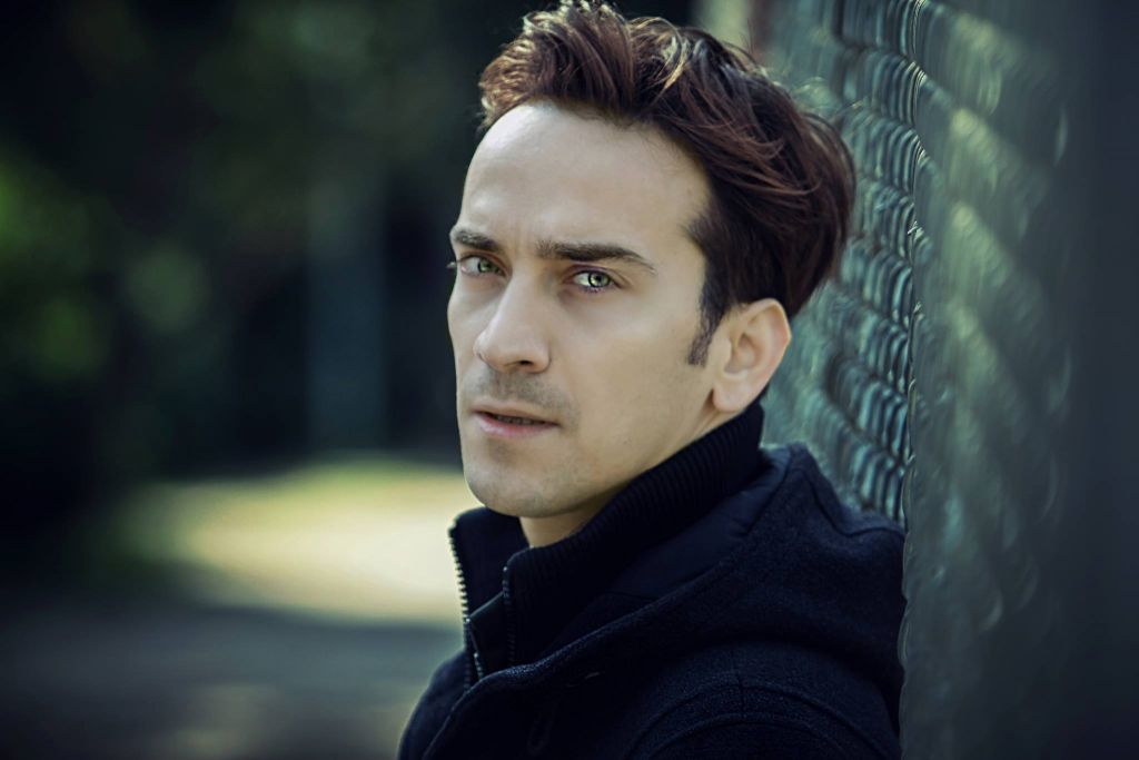 Τα πολλά πρόσωπα ενός καλλιτέχνη