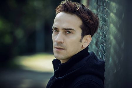 Τα πολλά πρόσωπα ενός καλλιτέχνη