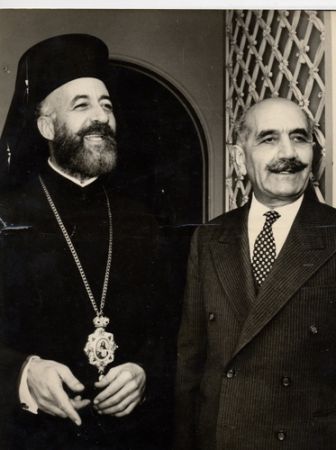 Λυσσαλέος αντικομμουνιστής, αλαζών και με έπαρση ο Γρίβας, λένε οι Βρετανοί