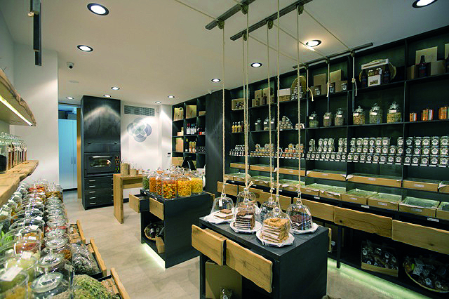 Era Nuts, Herbs and Spices