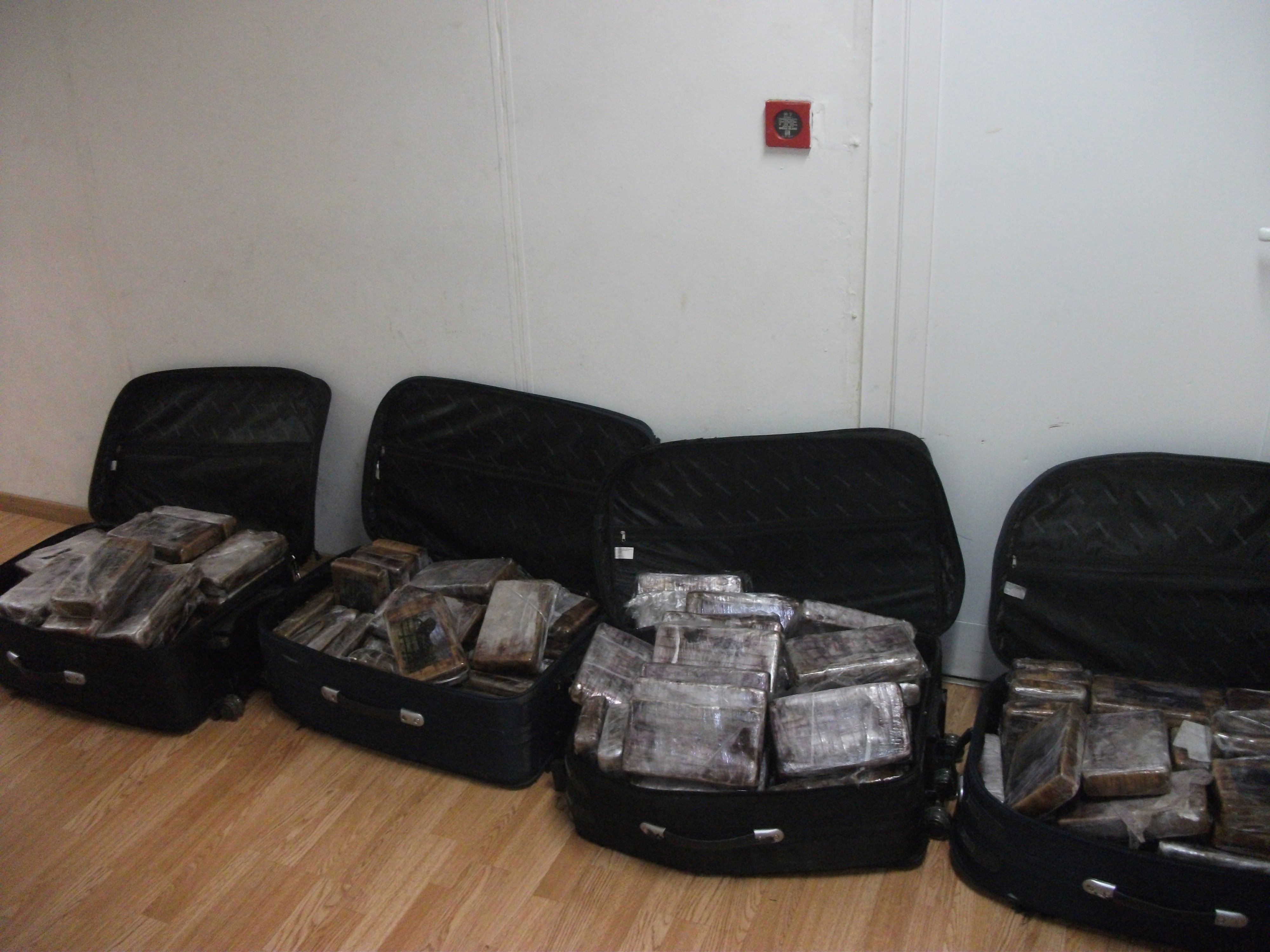 «Το Βήμα» αποκαλύπτει τη δικογραφία για την υπόθεση των 233 κιλών κοκαΐνης