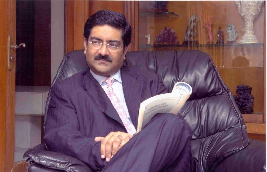 Κουμάρ Μανγκάλαμ Μπίρλα: Η επιστροφή του ινδού επενδυτή