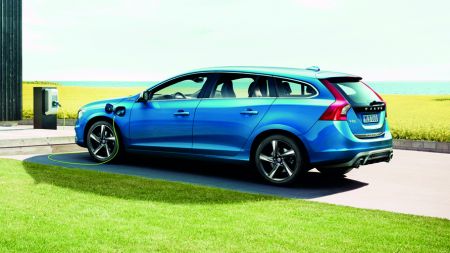 Το παρόν και το μέλλον του αυτοκινήτου στην πρίζα