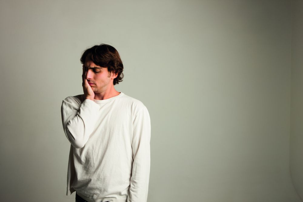 Ντένης Μακρής: Ο ζεν πρεμιέ που δεν φοβήθηκε τον Αμλετ