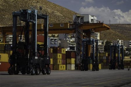 Αυξήθηκε κατά 5,3% το εμπορικό έλλειμμα στο 11μηνο 2014