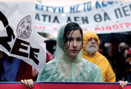 ΣΕΒ – ΓΣΕΕ αναζητούν δική τους συμφωνία για τον κατώτατο μισθό