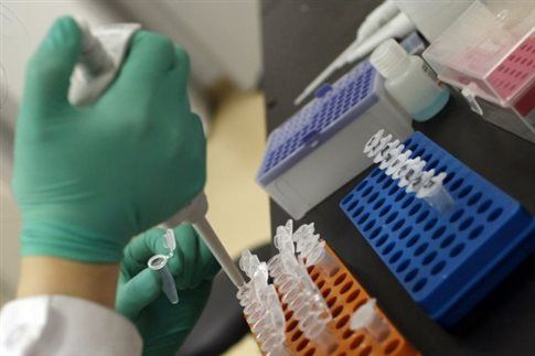 Ο Ομπάμα προτείνει σχέδιο του ενός εκατομμυρίου γονιδιωμάτων
