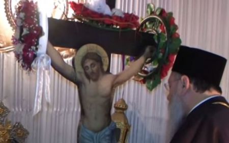 Εσταυρωμένος που «δακρύζει» στην Κορινθία