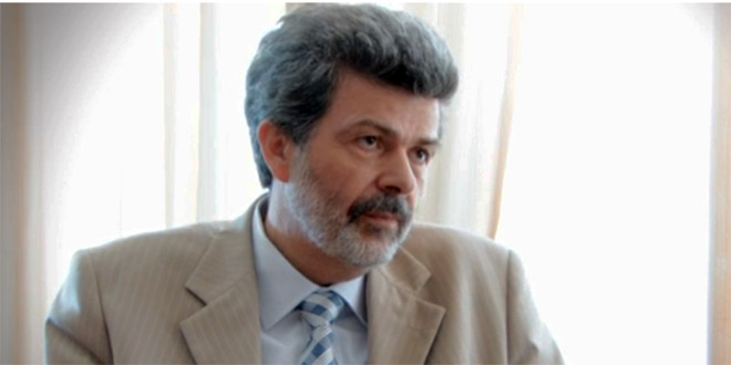 Η… χάρτινη ανάπτυξη και τα «εγκλήματα» στην οικονομία