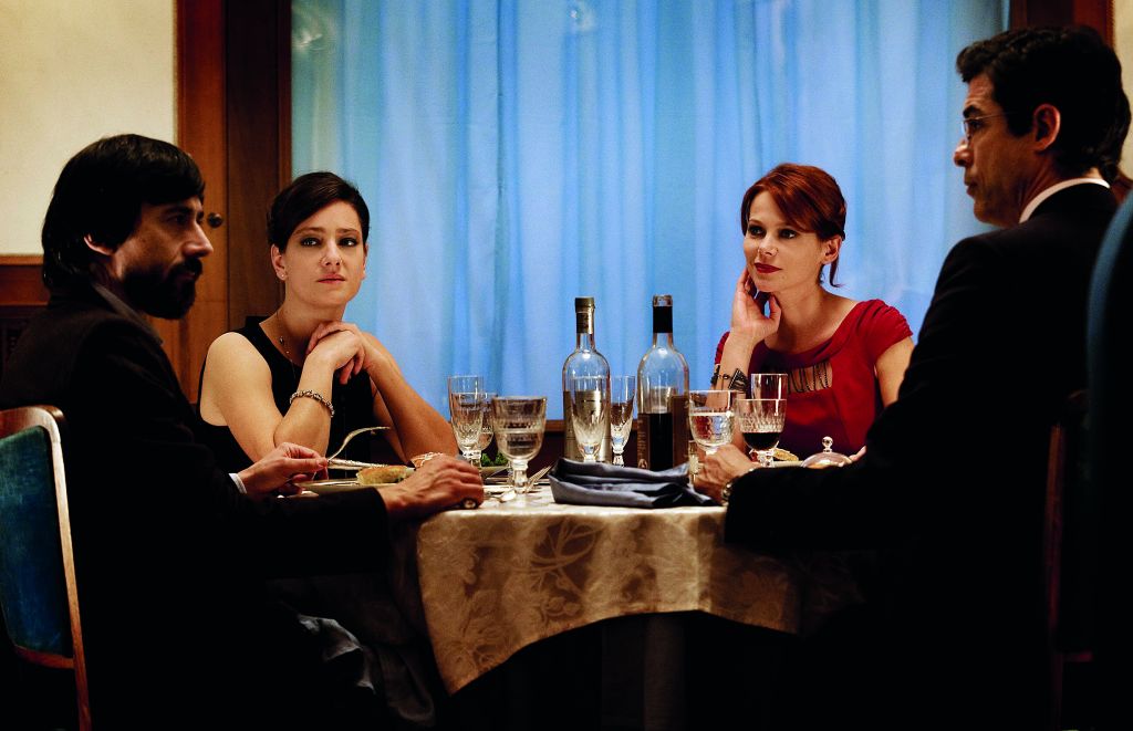 Σινέ κουζίνα: Δείπνο αποκαλύψεων