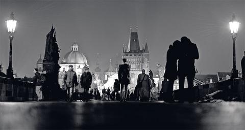 Ελληνοϊταλική εικαστική σύμπραξη στην Βούλα