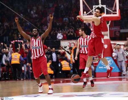 Ολυμπιακός – Τσεντεβίτα  στο πρώτο τζάμπολ της σεζόν (76-61)