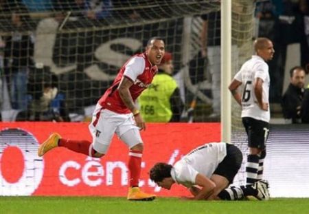 Ο Ολυμπιακός προχωρεί σε συμφωνία για την απόκτηση του Πάρντο