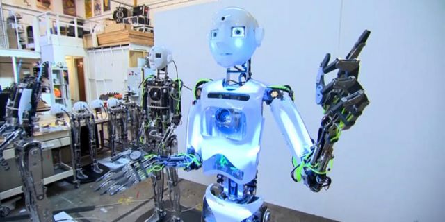 Ρομπότ που φτιάχνει… ρομπότ