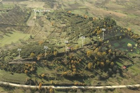 Τείχος και ιερό αποκαλύφθηκαν στην ανασκαφή της αρχαίας Φενεού