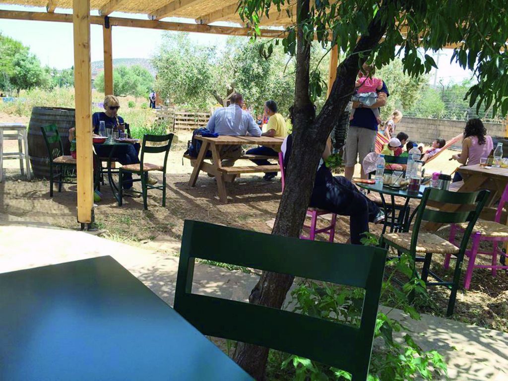 Ζουμερά: Το Περιβόλι στη Βάρη