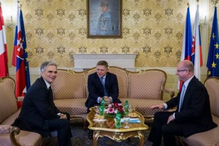 Αρνείται τις ποσοστώσεις για τους πρόσφυγες η ανατολική ΕΕ