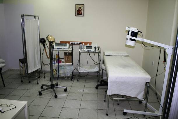 Ο Δήμος Παρισιού στέλνει φάρμακα στην Αθήνα