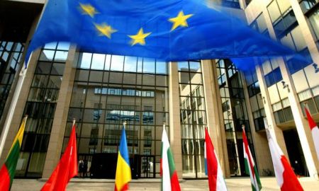 Σύνοδος Κορυφής της ΕΕ για το προσφυγικό την Τετάρτη