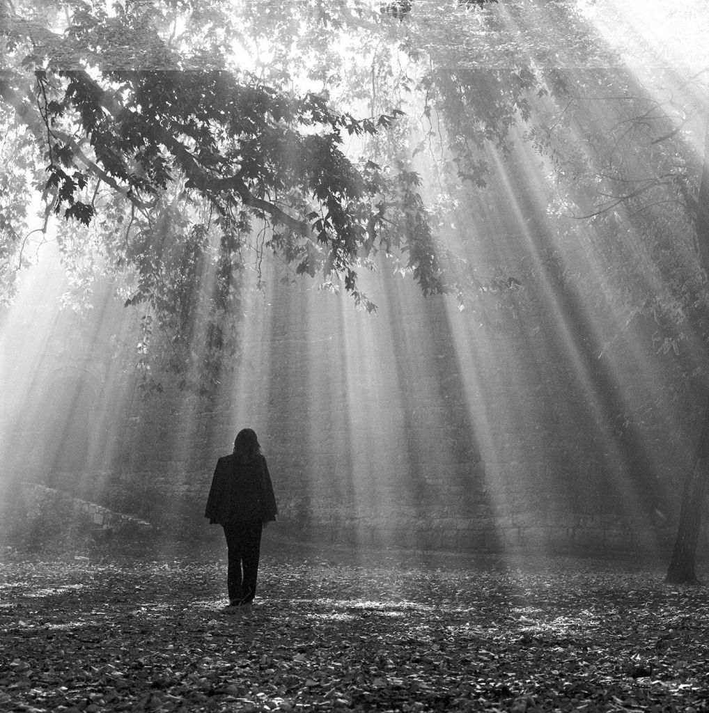 «Φωτογραφίες και Αναφορές» από το Φώτη Καζάζη