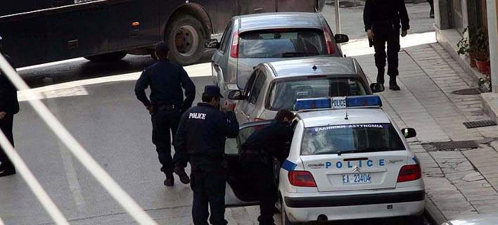 Λήξη συναγερμού στη ΔΟΥ Νέας Ιωνίας μετά την απειλή για βόμβα