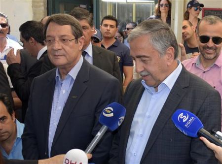 Ανταστασιάδης – Ακιντζί: Αγωνιζόμαστε για τη δικαιότερη δυνατή λύση