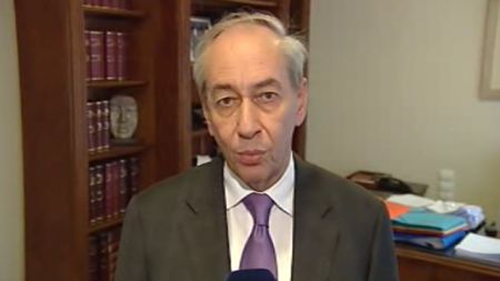 Μπούρλος: Υπέρογκες οι αυξήσεις εισφορών ελευθέρων επαγγελματιών