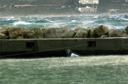 Απαγορευτικό απόπλου λόγω ισχυρών ανέμων στα πελάγη