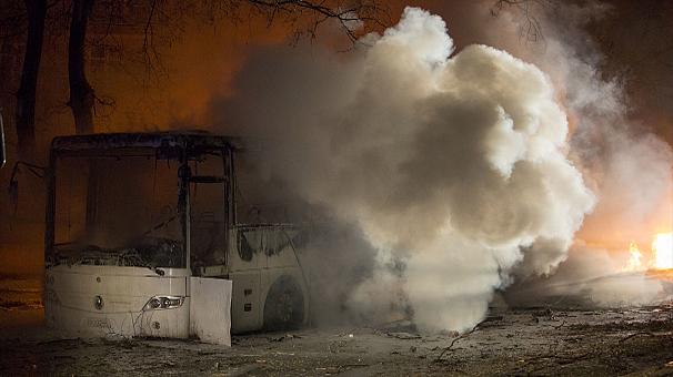 Αγκυρα: Πολύνεκρη έκρηξη με στόχο στρατιωτικά οχήματα έξω από το Γενικό Επιτελείο Στρατού