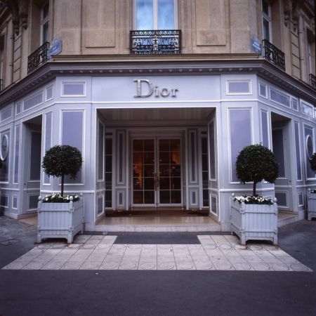 Ο οίκος Christian Dior ενισχύει την παρουσία του με νέες επενδύσεις στην Ελλάδα